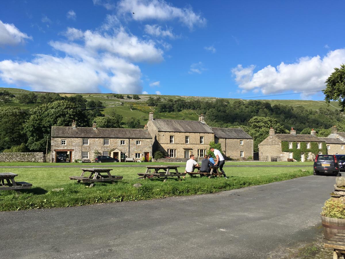 The Falcon Inn Arncliffe Eksteriør billede